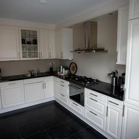 Huisje Aan Zee Apartmán *